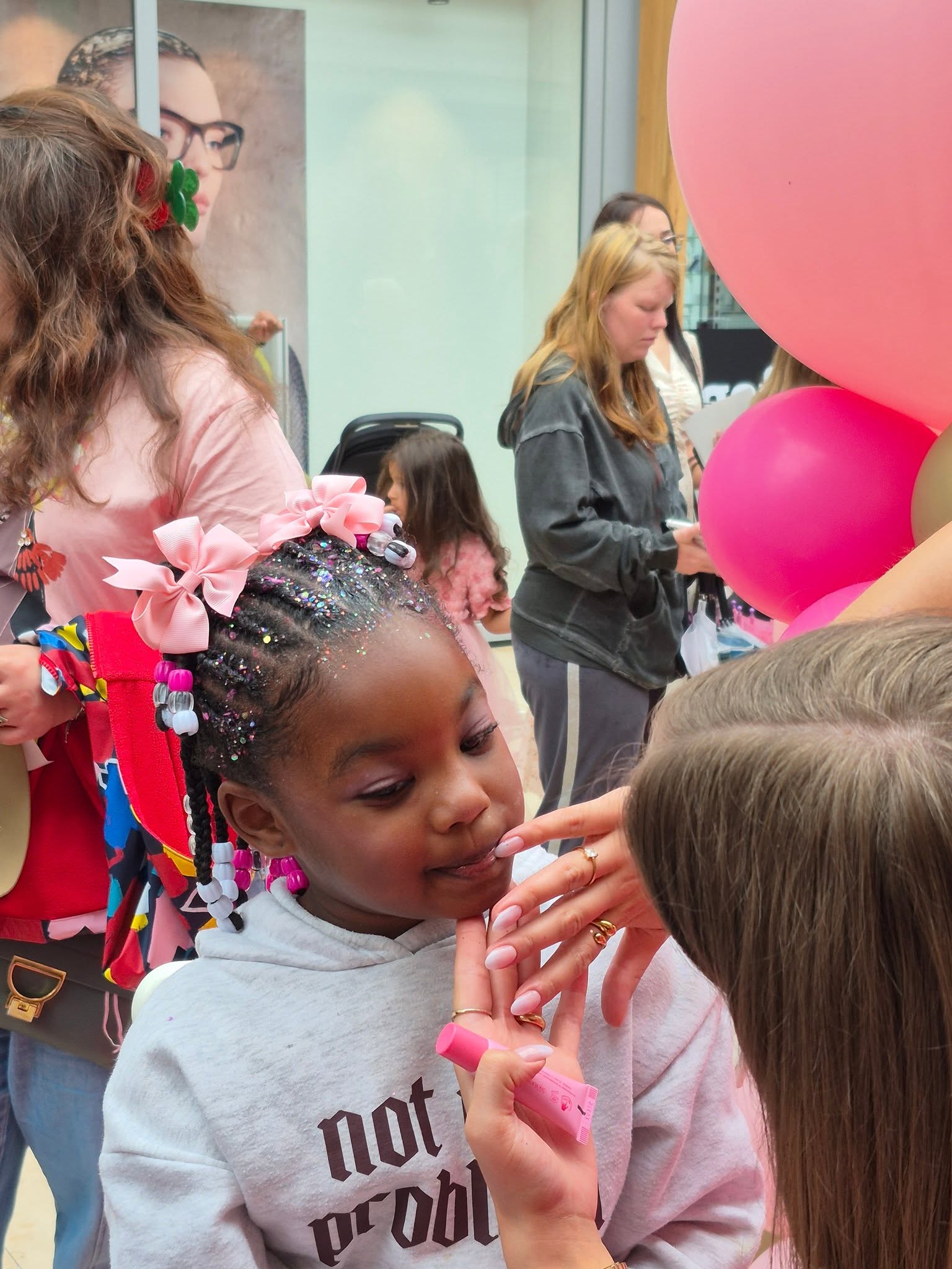 Kids make-over station 2